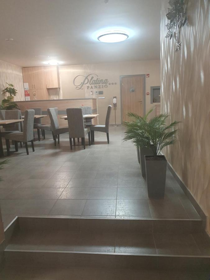 Platina Panzio*** Bed & Breakfast Ujhartyan Exterior photo